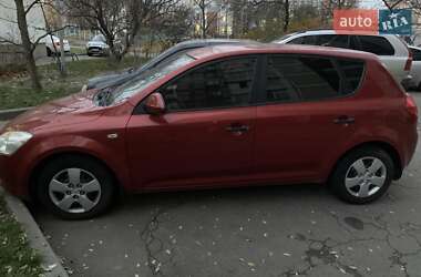 Хэтчбек Kia Ceed 2007 в Киеве