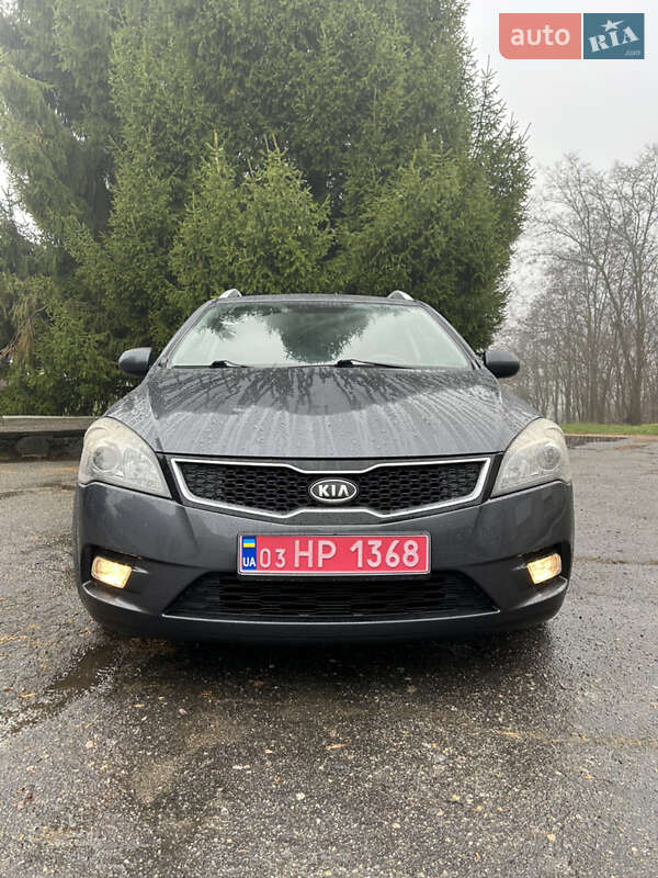 Универсал Kia Ceed 2012 в Золотоноше