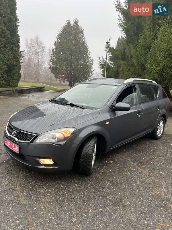 Универсал Kia Ceed 2012 в Золотоноше