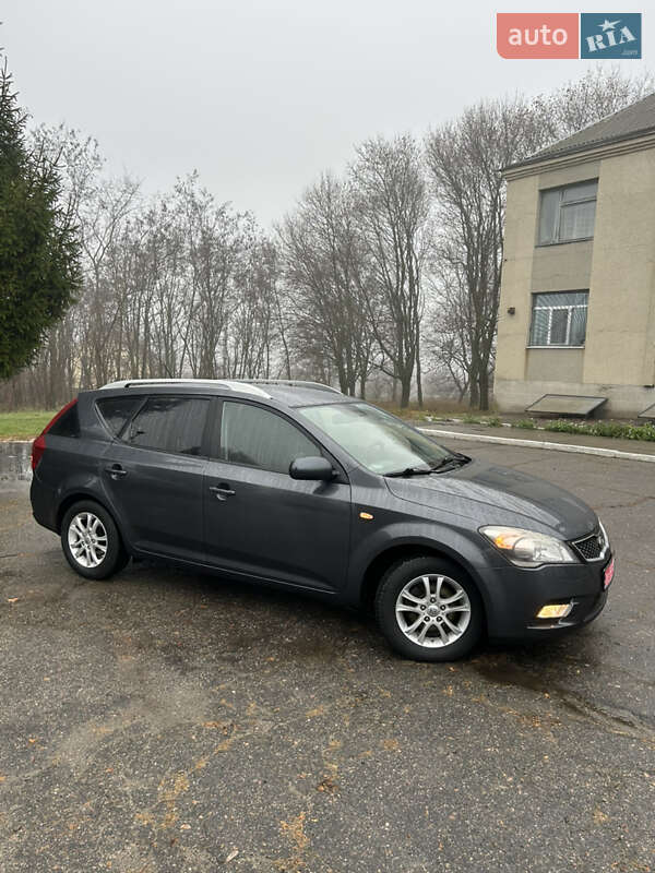 Универсал Kia Ceed 2012 в Золотоноше