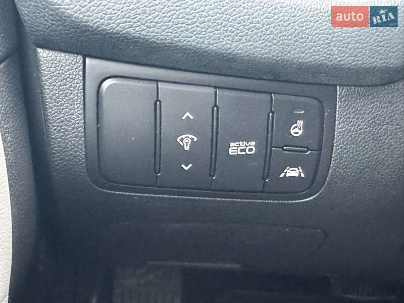 Хэтчбек Kia Ceed 2012 в Львове