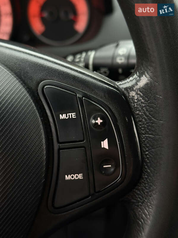 Хэтчбек Kia Ceed 2008 в Киеве