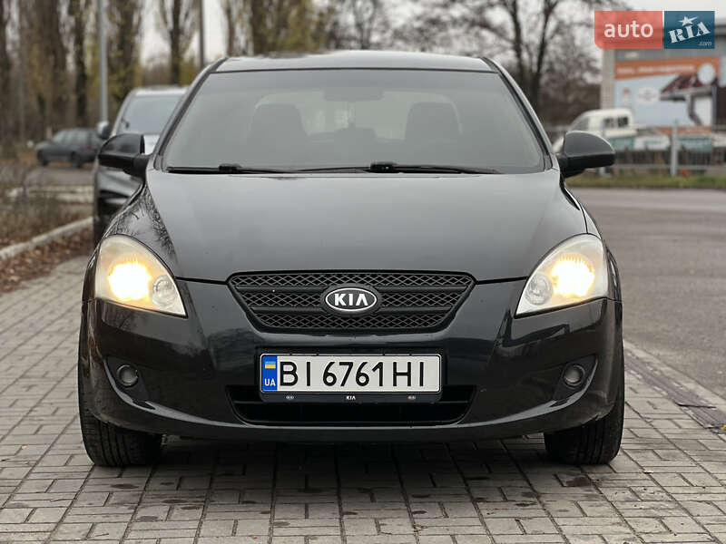 Хэтчбек Kia Ceed 2007 в Кременчуге фото 4 Хэтчбек Kia Ceed 2007 в Кременчуге