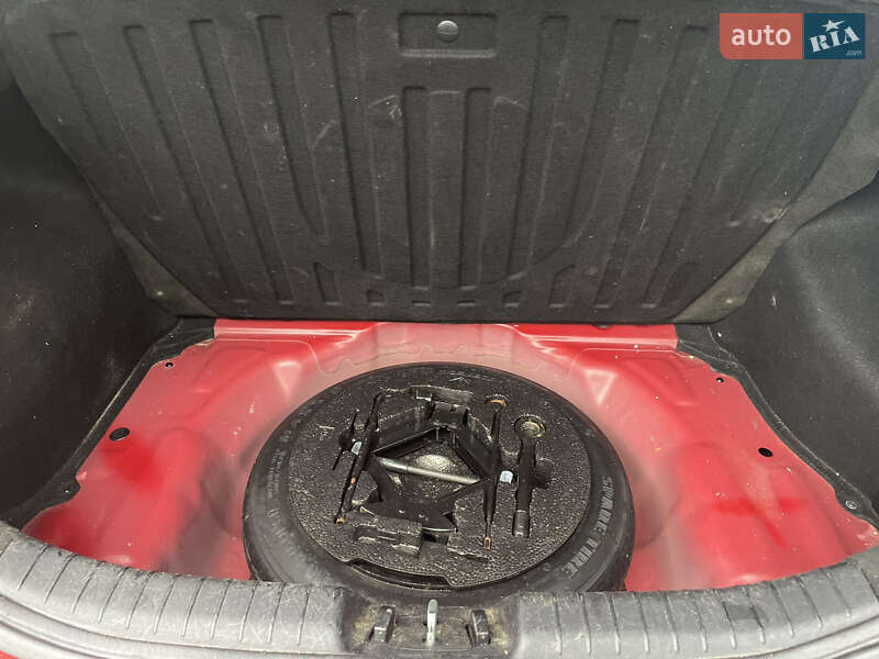 Хэтчбек Kia Ceed 2010 в Мукачево