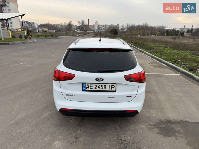 Универсал Kia Ceed 2013 в Днепре