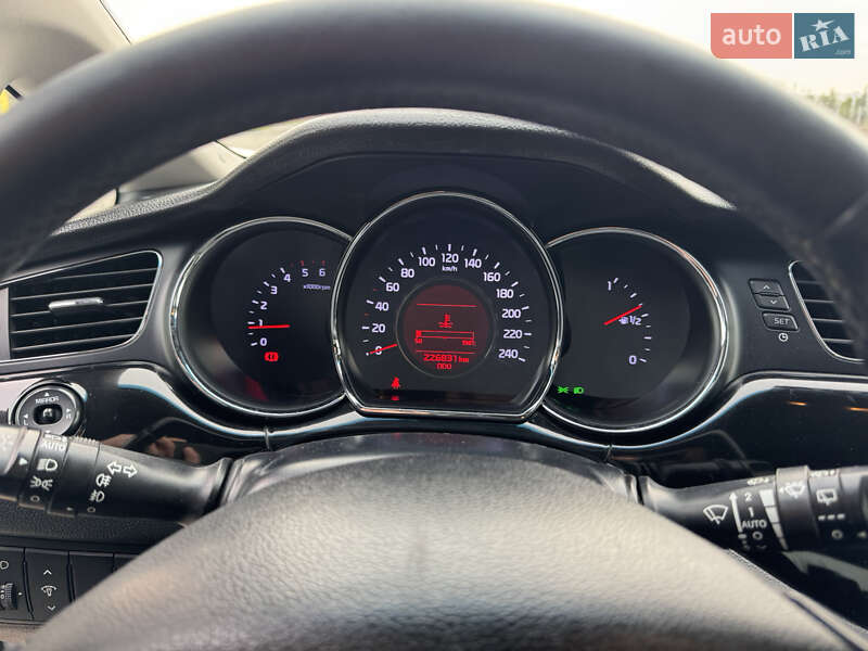 Универсал Kia Ceed 2013 в Днепре