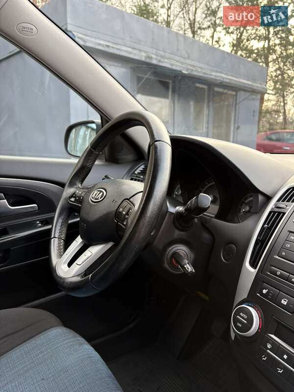 Хэтчбек Kia Ceed 2010 в Белой Церкви