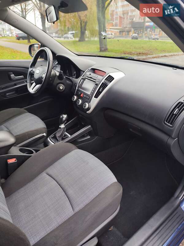 Универсал Kia Ceed 2010 в Белой Церкви