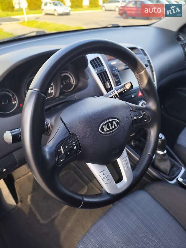 Универсал Kia Ceed 2010 в Белой Церкви