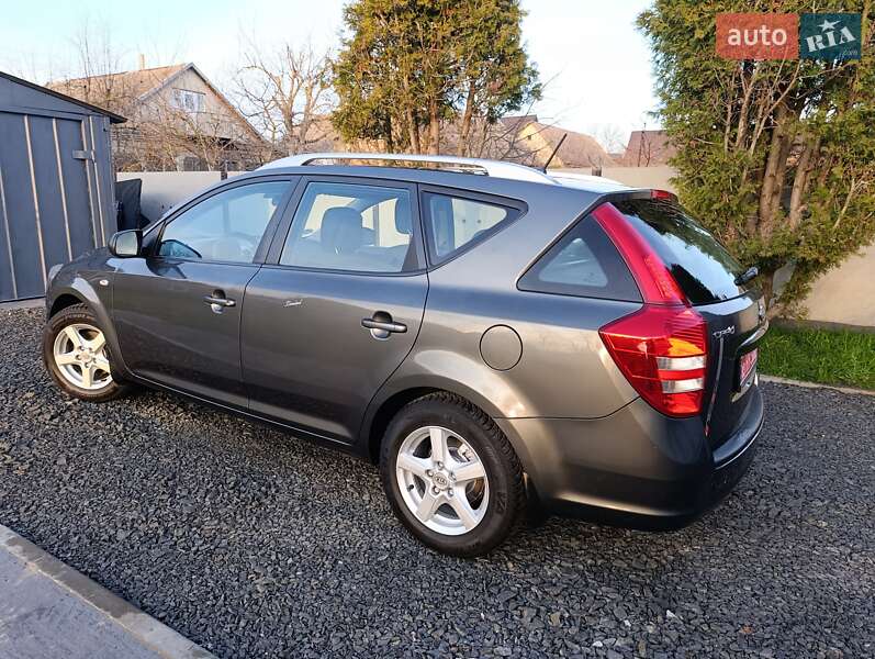 Універсал Kia Ceed 2011 в Луцьку