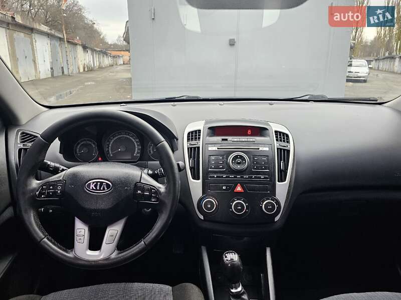 Універсал Kia Ceed 2010 в Києві фото 15 Універсал Kia Ceed 2010 в Києві