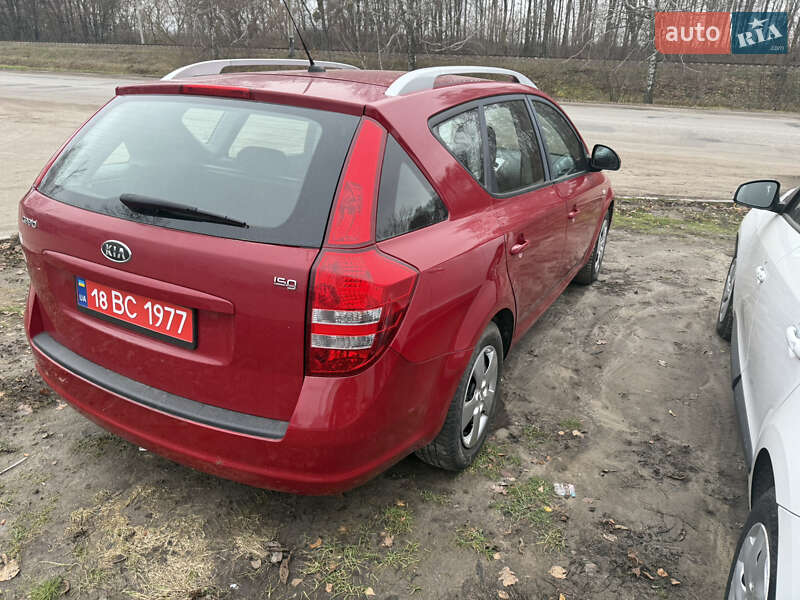 Универсал Kia Ceed 2008 в Лубнах