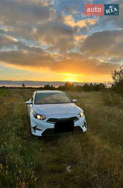 Хетчбек Kia Ceed 2023 в Києві
