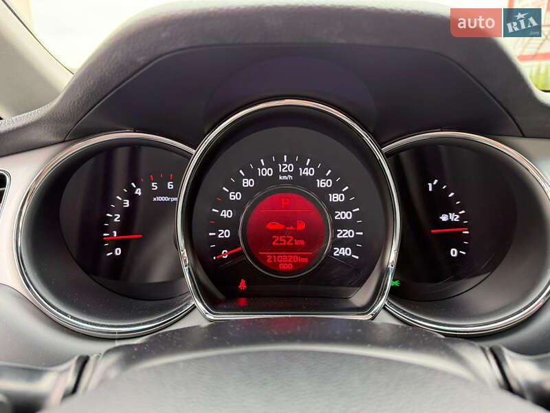 Универсал Kia Ceed 2015 в Луцке