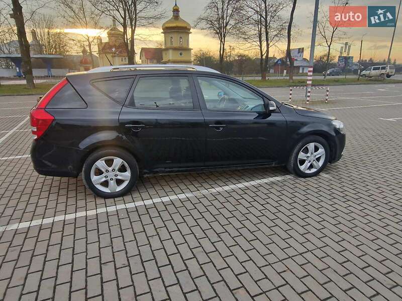 Універсал Kia Ceed 2011 в Коломиї