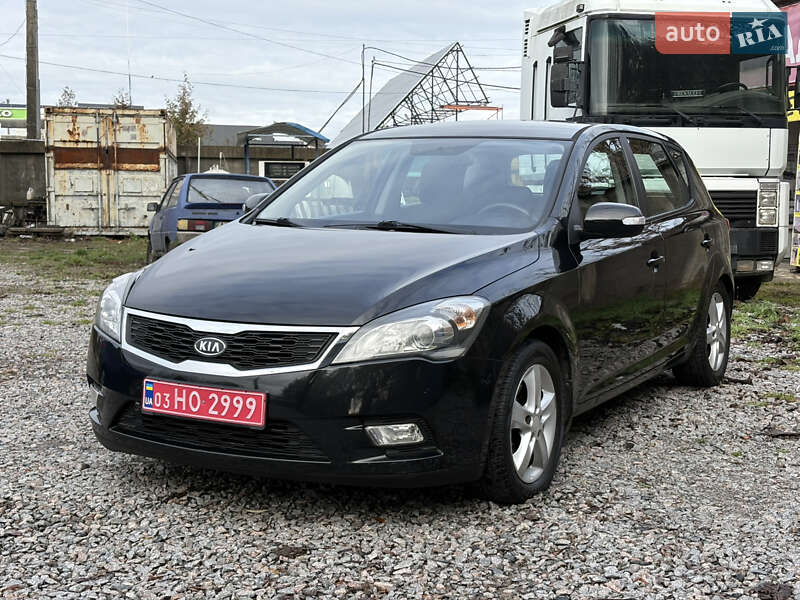Хэтчбек Kia Ceed 2011 в Белой Церкви