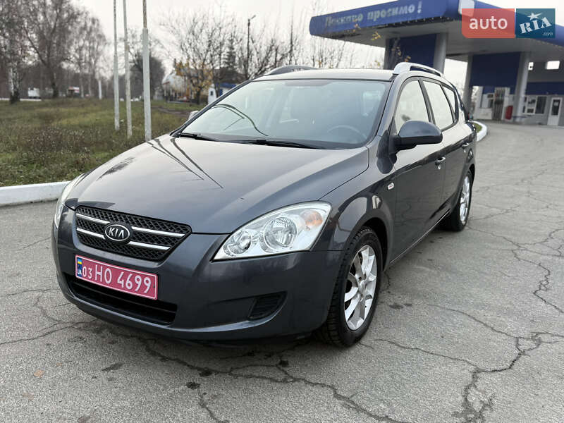 Универсал Kia Ceed 2009 в Лубнах