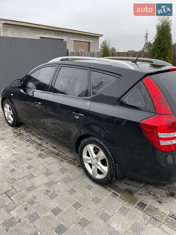 Универсал Kia Ceed 2007 в Изяславе