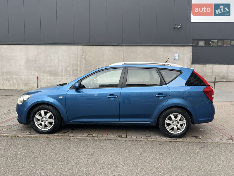 Универсал Kia Ceed 2009 в Вишневом