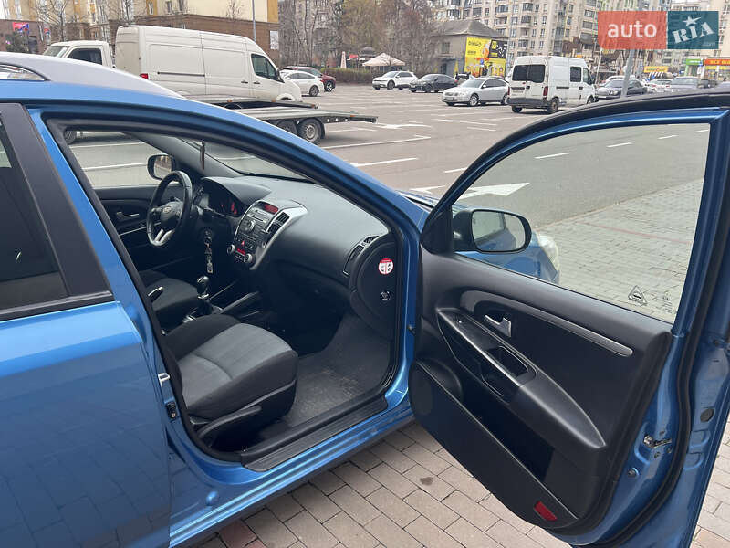 Универсал Kia Ceed 2009 в Вишневом