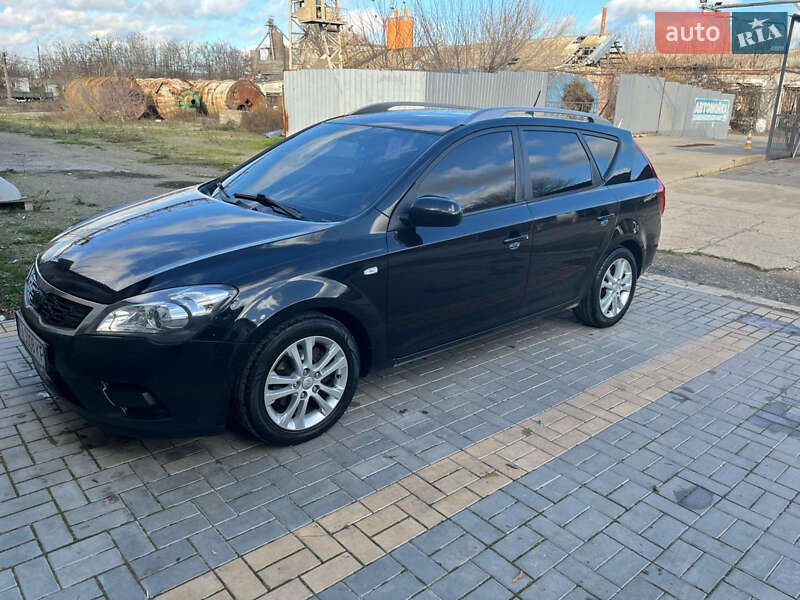 Универсал Kia Ceed 2009 в Николаеве фото 2 Универсал Kia Ceed 2009 в Николаеве