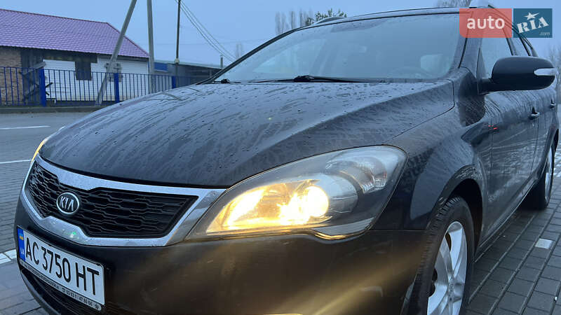 Універсал Kia Ceed 2011 в Ковелі