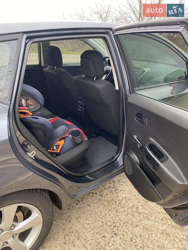 Хетчбек Kia Ceed 2011 в Южноукраїнську фото 16 Хетчбек Kia Ceed 2011 в Южноукраїнську