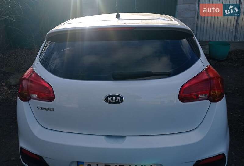 Хэтчбек Kia Ceed 2013 в Кагарлыке фото 16 Хэтчбек Kia Ceed 2013 в Кагарлыке