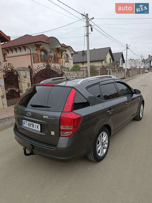 Универсал Kia Ceed 2011 в Ивано-Франковске