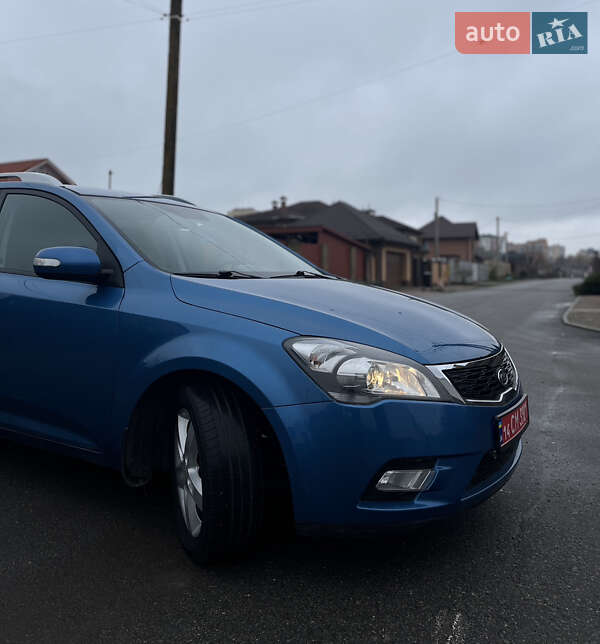 Универсал Kia Ceed 2011 в Житомире