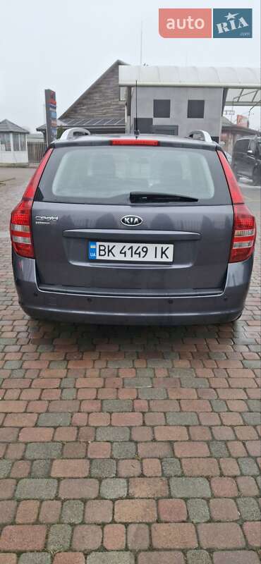 Универсал Kia Ceed 2008 в Рафаловке