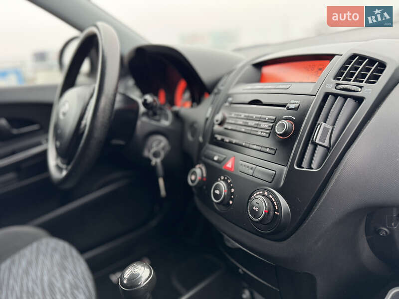 Універсал Kia Ceed 2008 в Києві фото 79 Універсал Kia Ceed 2008 в Києві