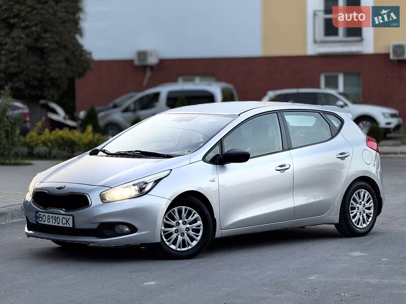 Хэтчбек Kia Ceed 2012 в Тернополе