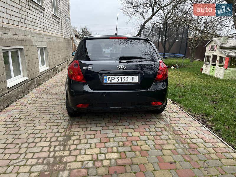 Хэтчбек Kia Ceed 2008 в Запорожье фото 4 Хэтчбек Kia Ceed 2008 в Запорожье