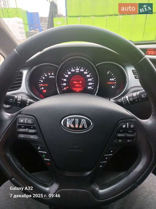 Універсал Kia Ceed 2012 в Житомирі