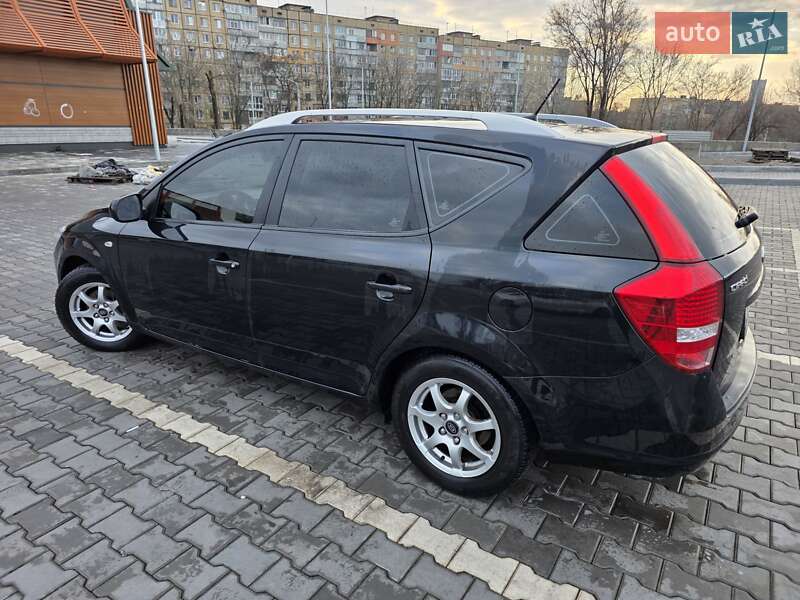 Універсал Kia Ceed 2010 в Кривому Розі