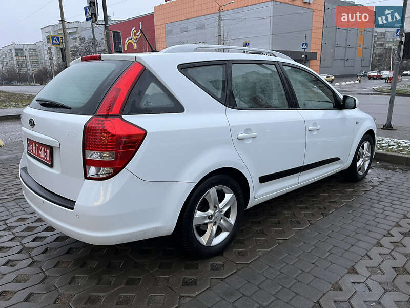 Универсал Kia Ceed 2012 в Харькове