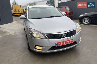 Универсал Kia Ceed 2011 в Ровно