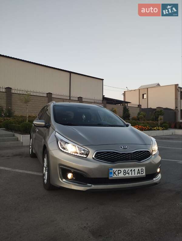 Универсал Kia Ceed 2016 в Черновцах фото 18 Универсал Kia Ceed 2016 в Черновцах