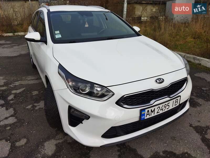 Универсал Kia Ceed 2021 в Звягеле