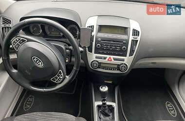 Хэтчбек Kia Ceed 2008 в Дрогобыче