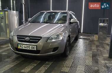 Хэтчбек Kia Ceed 2007 в Ужгороде