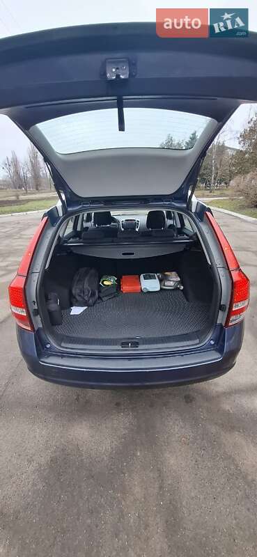 Универсал Kia Ceed 2011 в Киеве
