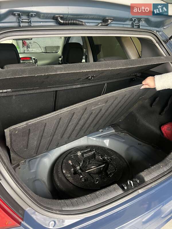 Хетчбек Kia Ceed 2010 в Ніжині