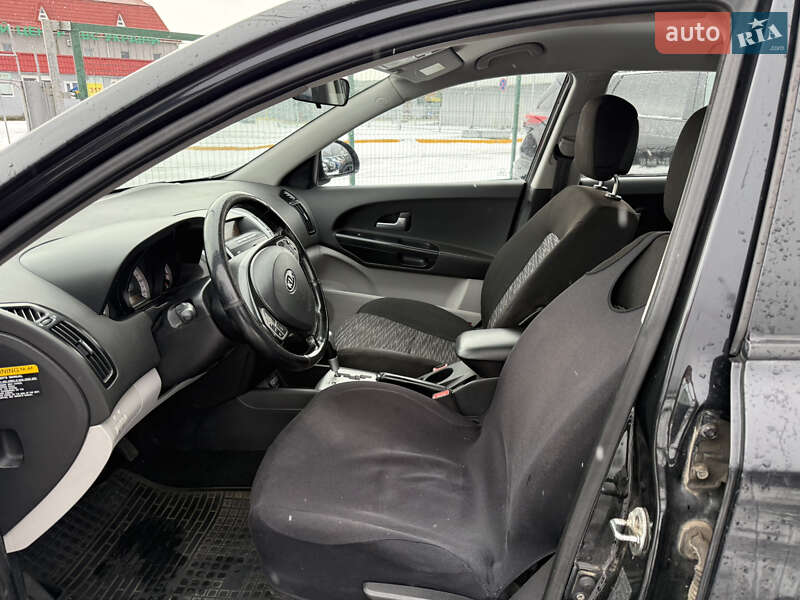 Хэтчбек Kia Ceed 2008 в Киеве фото 3 Хэтчбек Kia Ceed 2008 в Киеве