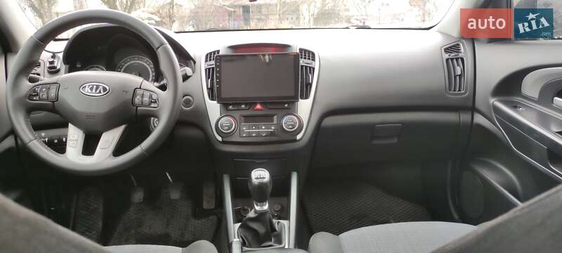 Универсал Kia Ceed 2010 в Виннице