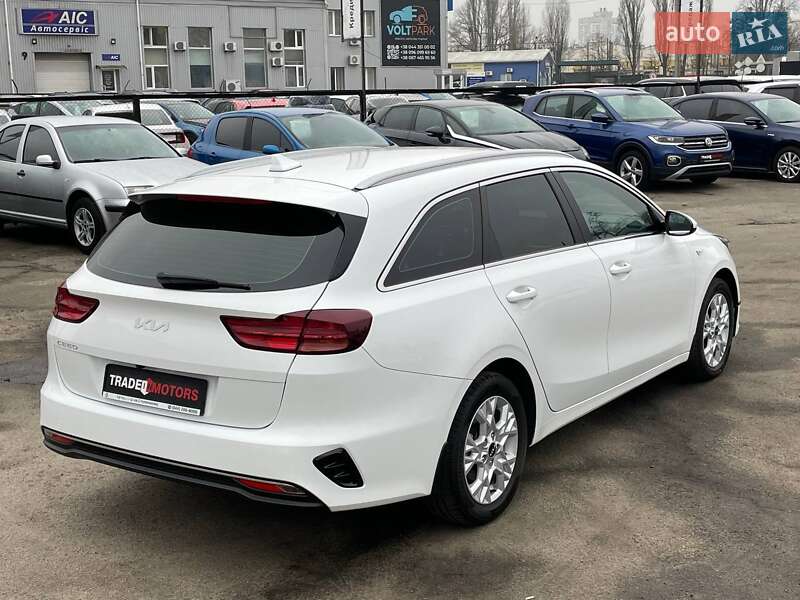 Универсал Kia Ceed 2022 в Киеве