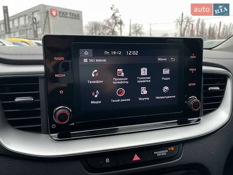 Универсал Kia Ceed 2022 в Киеве