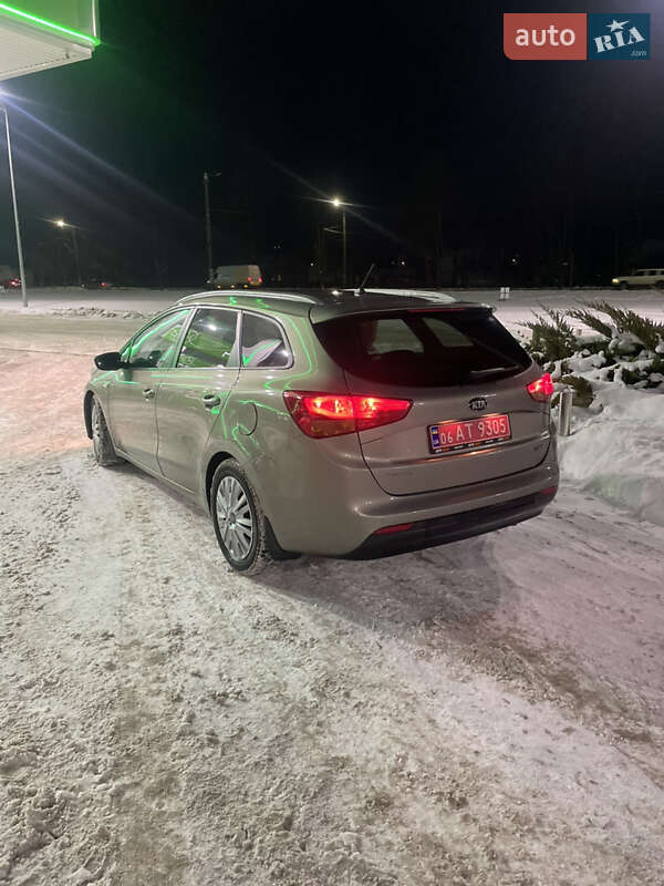 Універсал Kia Ceed 2013 в Житомирі
