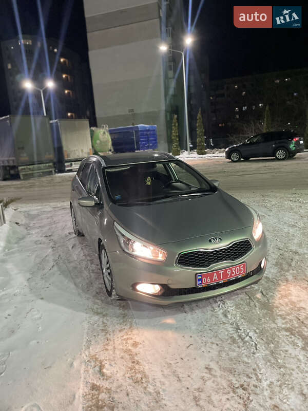 Універсал Kia Ceed 2013 в Житомирі